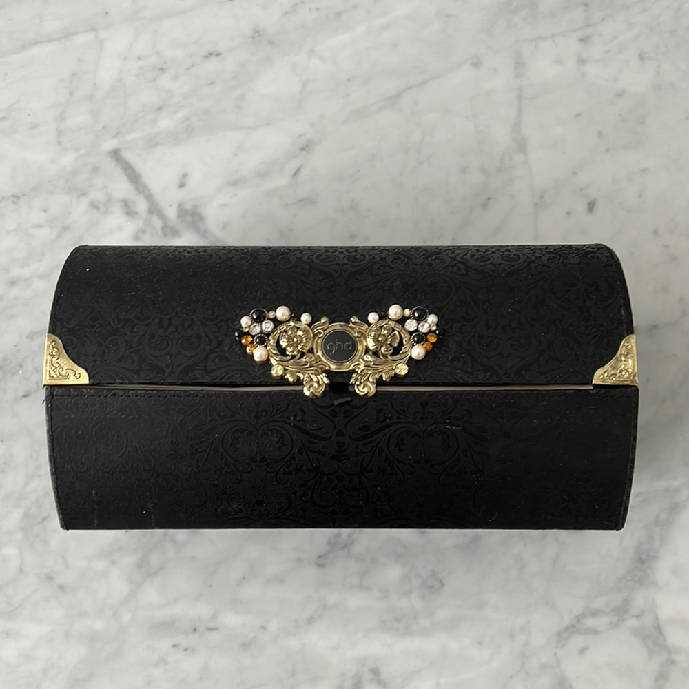 GHD holder and mirror